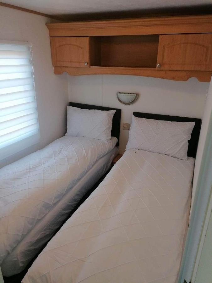 Cornwall Cornwall-Chapmanswell Caravan Holiday Park A30 B&B Bed And Breakfast #41 لاونسستون المظهر الخارجي الصورة