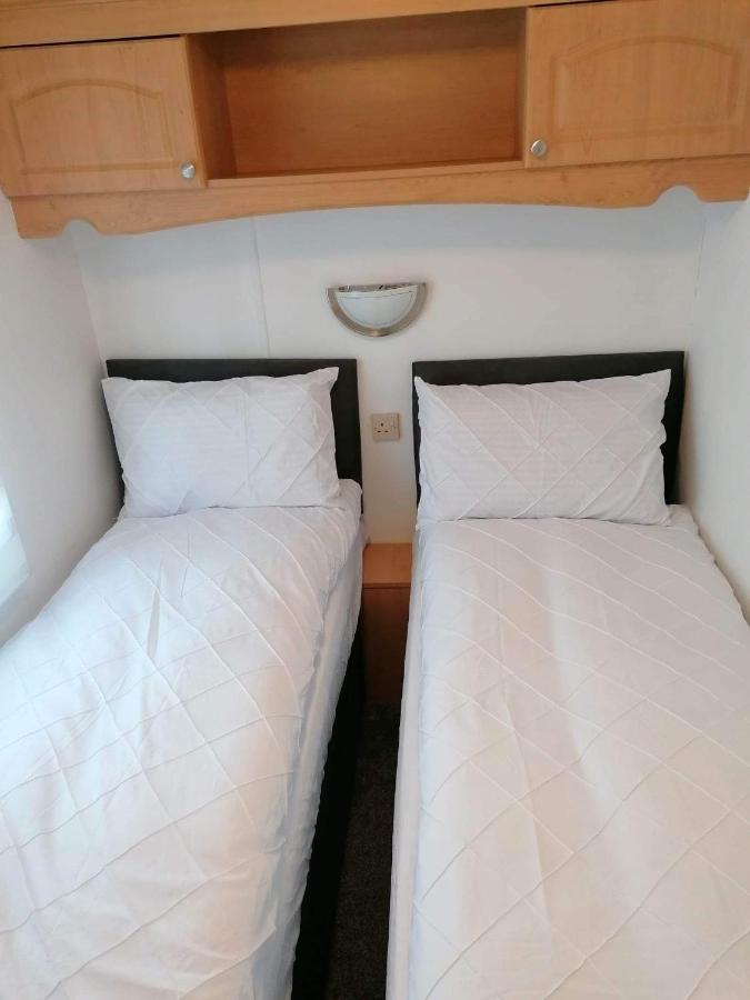 Cornwall Cornwall-Chapmanswell Caravan Holiday Park A30 B&B Bed And Breakfast #41 لاونسستون المظهر الخارجي الصورة